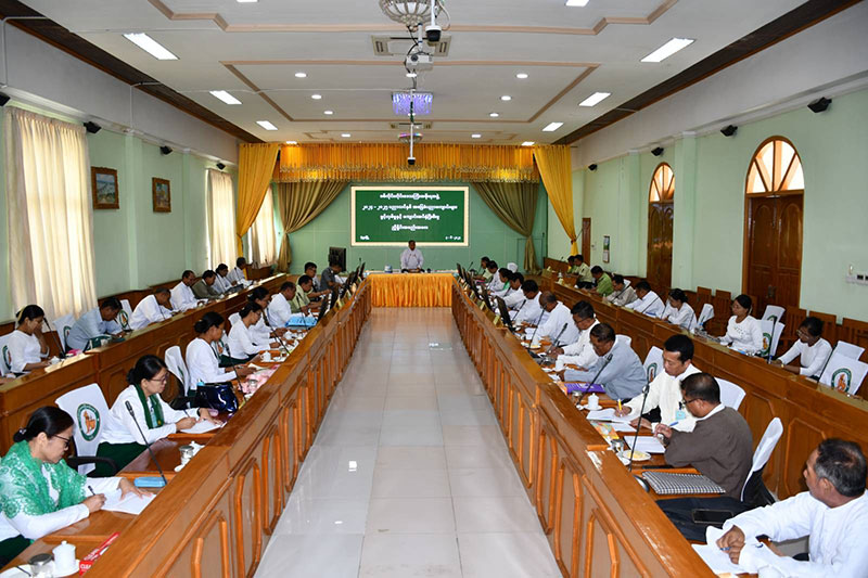 စစ်ကိုင်းတိုင်းဒေသကြီး ဝန်ကြီးချုပ် ဦးမြတ်ကျော် တိုင်းဒေသကြီး အတွင်း အခြေခံပညာကျောင်းများဖွင့်လှစ်မှုနှင့် ကျောင်းအပ်နှံပြီးစီးမှု ညှိနှိုင်းအစည်းအဝေး တက်ရောက်