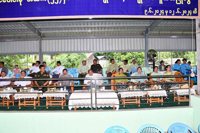 မုံရွာမြို့၌ ၂၀၂၄-ခုနှစ်၊ စစ်ကိုင်းတိုင်းဒေသကြီး ဝန်ကြီးချုပ်ဖလား ခရိုင်ပေါင်းစုံ အသက်(၂၅)နှစ် အောက် အမျိုးသား/အမျိုးသမီးဖူဆယ်ပြိုင်ပွဲ ဗိုလ်လုပွဲနှင့် ဆုချီးမြှင့်ပွဲ အခမ်းအနား ကျင်းပ