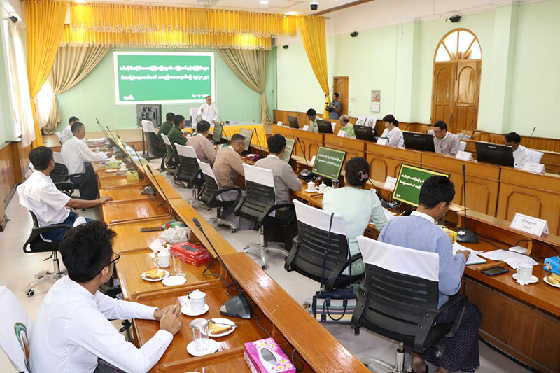 စစ်ကိုင်းတိုင်းဒေသကြီး ဝန်ကြီးချုပ် ဦးမြတ်ကျော် တိုင်းဒေသကြီး မြေလွတ်၊မြေလပ်နှင့်မြေ ရိုင်းများစီမံခန့်ခွဲရေးကော်မတီ အစည်းအဝေး အမှတ်စဉ်(၂/၂၀၂၄)တက်ရောက်