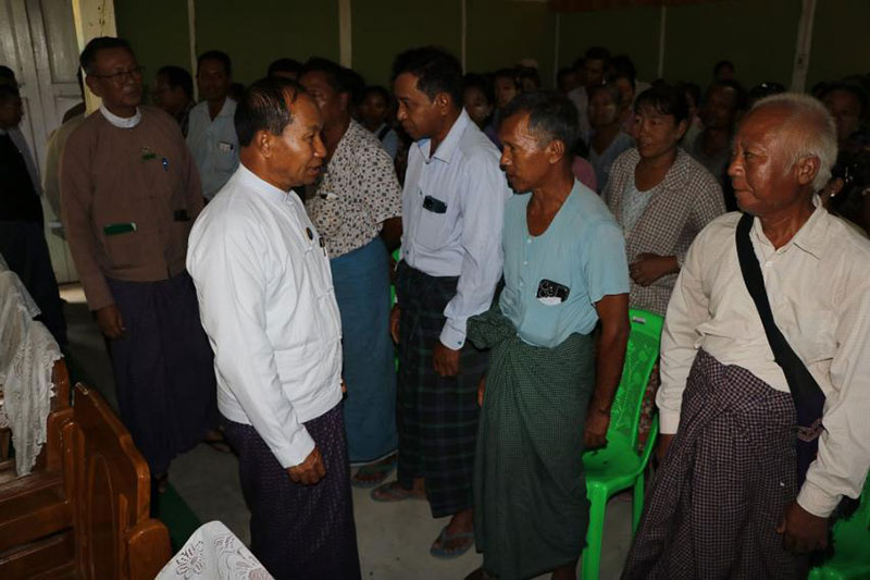 စစ်ကိုင်းတိုင်းဒေသကြီး ဝန်ကြီးချုပ် ဦးမြတ်ကျော် သီးနှံများပန်းတိုင်အထွက်နှုန်းရရှိရေး သွင်း အားစုများ ပေးအပ်ခြင်းအခမ်းအနား တက်ရောက်