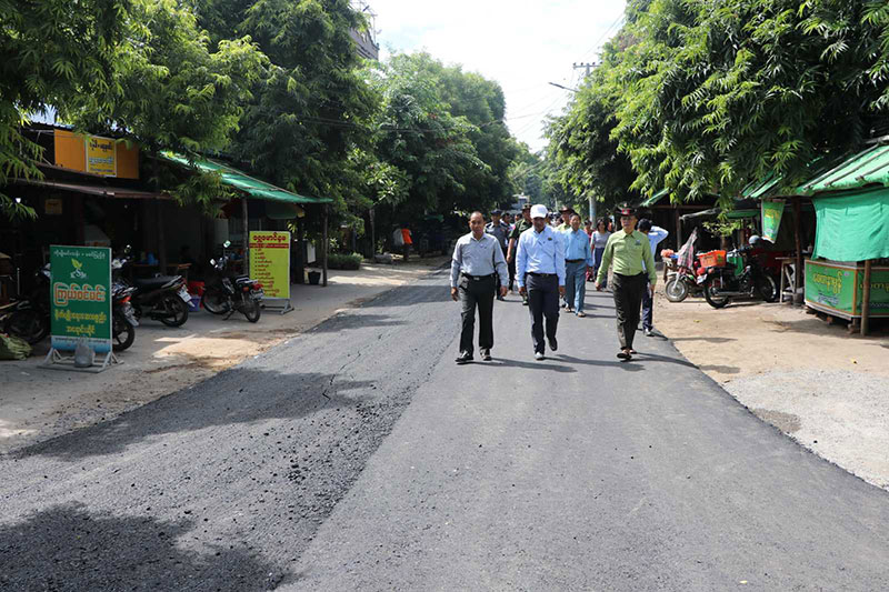 စစ်ကိုင်းတိုင်းဒေသကြီး ဝန်ကြီးချုပ် ဦးမြတ်ကျော် မုံရွာမြို့ ဖွံ့ဖြိုးတိုးတက်ရေးလုပ်ငန်းများ ဆောင်ရွက်နေမှု လိုက်လံကြည့်ရှုစစ်ဆေး