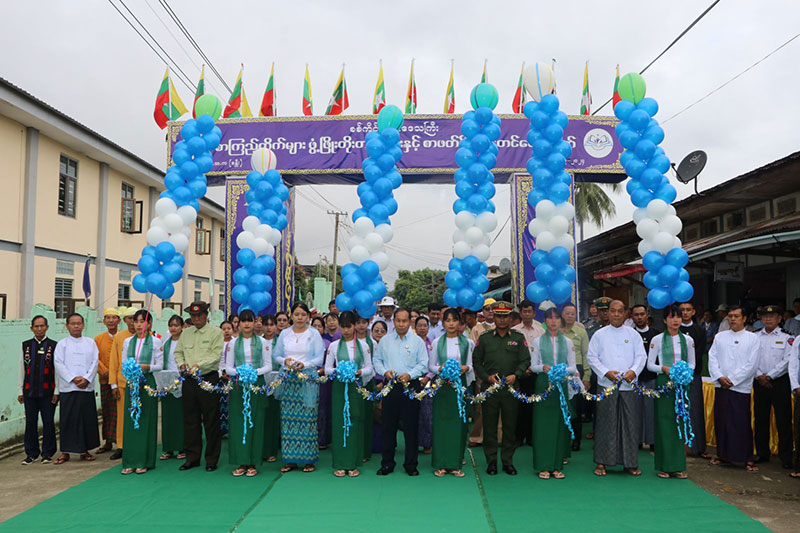 စစ်ကိုင်းတိုင်းဒေသကြီး ဝန်ကြီးချုပ် ဦးမြတ်ကျော် ခန္တီးမြို့၌ စာကြည့်တိုက်များဖွံ့ဖြိုးတိုး တက်ရေးနှင့် စာဖတ်ရှိန်မြှင့်တင်ရေးပွဲတော် အခမ်းအနား တက်ရောက်