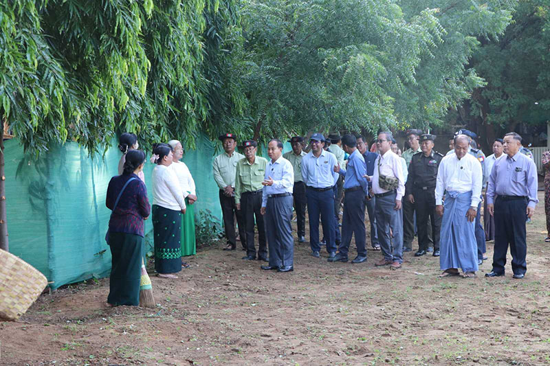 စစ်ကိုင်းတိုင်းဒေသကြီး ဝန်ကြီးချုပ် ဦးမြတ်ကျော် မုံရွာမြို့၊ အမှတ်(၂)အခြေခံပညာအထက်တန်း ကျောင်းဝင်းအတွင်း စုပေါင်းသန့်ရှင်းရေး ကြည့်ရှုအားပေး