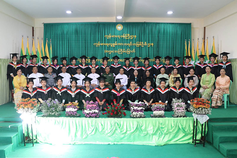 စစ်ကိုင်းတိုင်းဒေသကြီး၊ မုံရွာ-သူနာပြုသားဖွားသင်တန်းကျောင်း (အဌမ) အကြိမ်မြောက် သူနာပြု-သားဖွားဒီပလိုမာ အောင်လက်မှတ်အပ်နှင်းပွဲ အခမ်းအနား ကျင်းပ