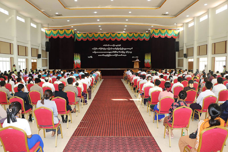 အကြမ်းဖက်ဖြစ်စဉ်များကြောင့် ရွှေဘိုမြို့သို့ရောက်ရှိနေကြသည့် ပြည်သူများအတွက် အမျိုး သား သဘာဝဘေးအန္တရာယ်ဆိုင်ရာ စီမံခန့်ခွဲမှုရန်ပုံငွေမှ ထောက်ပံ့ငွေချီးမြှင့်ပေးအပ်