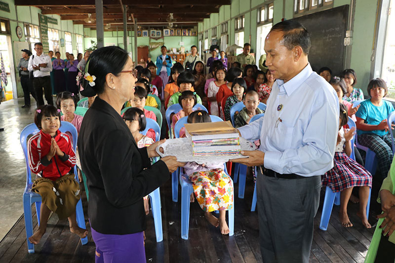 စစ်ကိုင်းတိုင်းဒေသကြီး ဝန်ကြီးချုပ် ဦးမြတ်ကျော် ကလေးမြို့၊ ဒေသဖွံ့ဖြိုးရေးလုပ်ငန်း များလိုက်လံကြည့်ရှု စစ်ဆေး