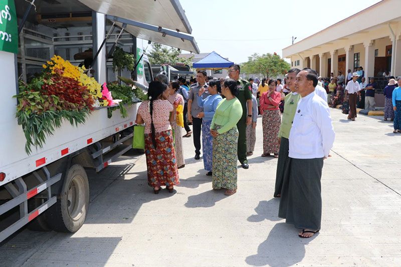 စစ်ကိုင်းတိုင်းဒေသကြီးအတွင်းရှိ အငြိမ်းစားဝန်ထမ်းများအား ကျန်းမာရေးစစ်ဆေးပေး ခြင်းနှင့် အခြေခံစားသောက်ကုန်များပေးအပ်