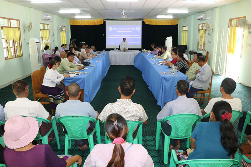 စစ်ကိုင်းတိုင်းဒေသကြီးအတွင်း စားရေရိက္ခာဖူလုံရေးအတွက် မွေးမြူရေးတောင်သူများ အားတွေ့ဆုံဆွေးနွေးခြင်းနှင့် ရာသီအလိုက်ဖြစ်ပွားတတ်သည့် ရောဂါများအကြောင်း ပညာပေးဟောပြောပွဲ အခမ်းအနား ကျင်းပ