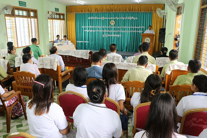 စစ်ကိုင်းတိုင်းဒေသကြီး ဝန်ကြီးချုပ် ဦးမြတ်ကျော် စက်ချုပ်နည်းပညာသင်တန်း(အ‌ခြေခံ) နှင့်လူသုံးကုန်ထုတ်လုပ်မှုနည်းပညာသင်တန်း(အခြေခံ)ဖွင့်ပွဲ တက်ရောက်