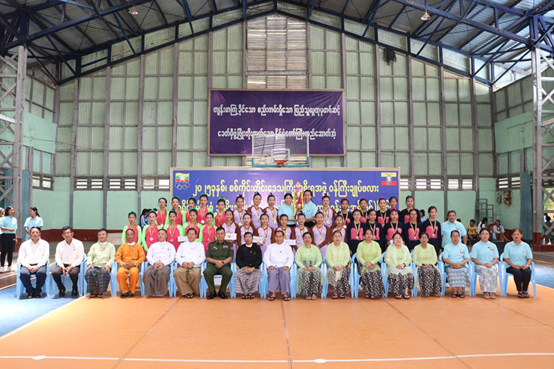 စစ်ကိုင်းတိုင်းဒေသကြီး ဝန်ကြီးချုပ် ဦးမြတ်ကျော် ၂၀၂၅-ခုနှစ်၊ တိုင်းဒေသကြီး ဝန်ကြီးချုပ်ဖလား ခရိုင်ပေါင်းစုံ အမျိုးသမီး ကိုယ်ကာယကြံ့ခိုင်မှုလေ့ကျင့်ခန်း (အေရိုးဗစ်) ပြိုင်ပွဲ ဗိုလ်လုပွဲနှင့်ဆုချီးမြှင့်ပွဲ အခမ်းအနား တက်ရောက်