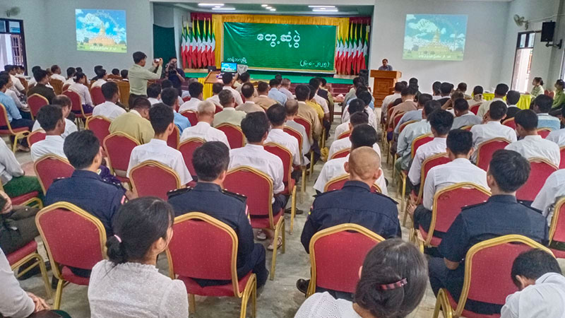 စစ်ကိုင်းတိုင်းဒေသကြီး ဝန်ကြီးချုပ် ကန့်ဘလူခရိုင်/မြို့နယ်ဌာနဆိုင်ရာများ၊မြို့မိမြို့ဖများနှင့်တွေ့ဆုံပွဲ အခမ်းအနားကျင်းပ