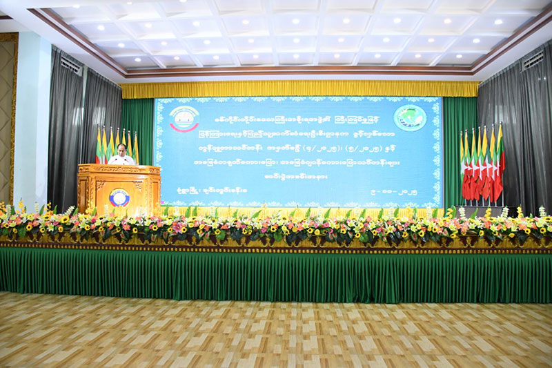 စစ်ကိုင်းတိုင်းဒေသကြီး ဝန်ကြီးချုပ် ဦးမြတ်ကျော် ကွန်ပျူတာ သင်တန်း အမှတ်စဉ်( ၄/၂၀၂၅) ၊ (၅/၂၀၂၅)နှင့် အခြေခံတရုတ် စကားပြော၊ အခြေခံဂျပန်စကားပြောသင်တန်းများ ဆင်းပွဲအခမ်းအနား တက်ရောက်