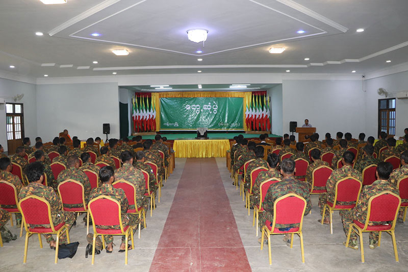 စစ်ကိုင်းတိုင်းဒေသကြီး ဝန်ကြီးချုပ် ဦးမြတ်ကျော် ကန့်ဘလူခရိုင်အတွင်းရှိ ပြည်သူ့စစ် (ဌာနေ)အဖွဲ့များနှင့် တွေ့ဆုံ၊ ကန့်ဘလူမြို့နယ် ဒေသဖွံ့ဖြိုးရေးလုပ်ငန်းများ ဆောင်ရွက်နေမှုလိုက်လံကြည့်ရှု