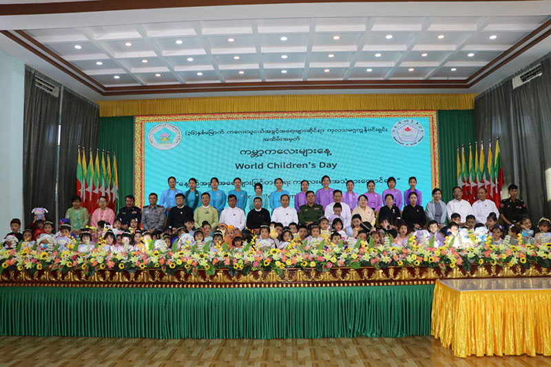 စစ်ကိုင်းတိုင်းဒေသကြီး ဝန်ကြီးချုပ် ဦးမြတ်ကျော် (၃၆)နှစ်မြောက် ကလေးသူငယ်အခွင့် အရေးများဆိုင်ရာ ကုလသမဂ္ဂကွန်ဗင်းရှင်း နှစ်ပတ်လည်နေ့ အထိမ်းအမှတ် (ကမ္ဘာ့ကလေးများနေ့)အခမ်းအနား တက်ရောက်