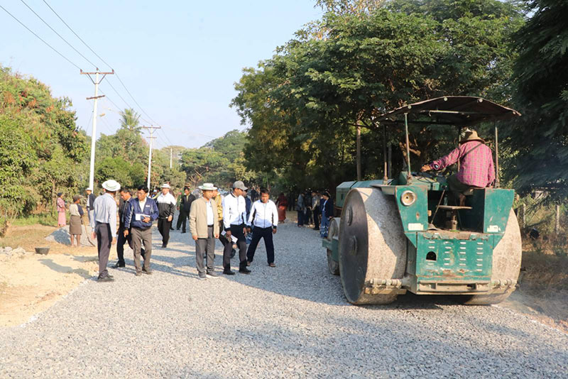 စစ်ကိုင်းတိုင်းဒေသကြီး ဝန်ကြီးချုပ် ဦးမြတ်ကျော် မုံရွာမြို့၊ မြို့သစ်ရပ်ကွက်၊ ပြည်ထောင် စုပေါင်းသန့်ရှင်းရေးလုပ်ငန်းများ ဆောင်ရွက်နေမှုနှင့် မြို့ဖွံ့ဖြိုးရေးလုပ်ငန်းများ ဆောင်ရွက်နေမှု လိုက်လံကြည့်ရှု
