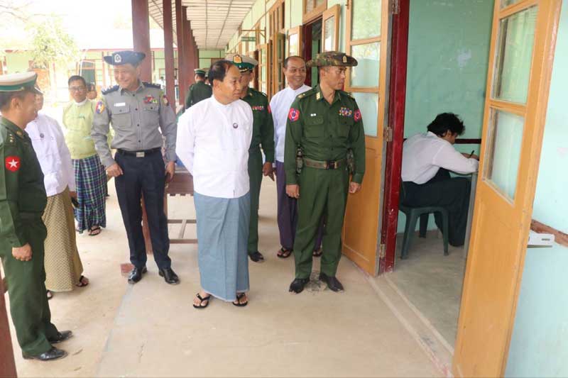 စစ်ကိုင်းတိုင်းဒေသကြီး ဝန်ကြီးချုပ် ဦးမြတ်ကျော်  ၂၀၂၆-ခုနှစ်၊ တက္ကသိုလ်ဝင်စာမေးပွဲ စိတ်အေးချမ်း သာစွာဖြင့် ဖြေဆိုနေမှုများအား လိုက်လံကြည့်ရှု၊ မုံရွာမြို့ဖွံ့ဖြိုးရေးလုပ်ငန်းများ ဆောင် ရွက်နေမှု လိုက်လံကြည့်ရှု
