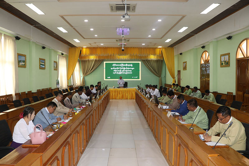 စစ်ကိုင်းတိုင်းဒေသကြီး ဝန်ကြီးချုပ် ဦးကိုလေးတိုင်းဒေသကြီးအဆင့် ကမ္ဘာ့ကာကွယ် ဆေးထိုးနှံတိုက်ကျွေးရေး ရက်သတ္တပတ် (၂၀၂၆) အထိမ်းအမှတ် အခမ်းအနားနှင့်ပန်းတိုင်အထွက်တိုး သီးနှံ ၁၃ မျိုးနှင့် ဆီထွက်ပဲပုတ် စိုက်ဧကများ ကိန်းဂဏန်းမှန်ကန်စေရေး လုပ်ငန်းညှိနှိုင်းအစည်း