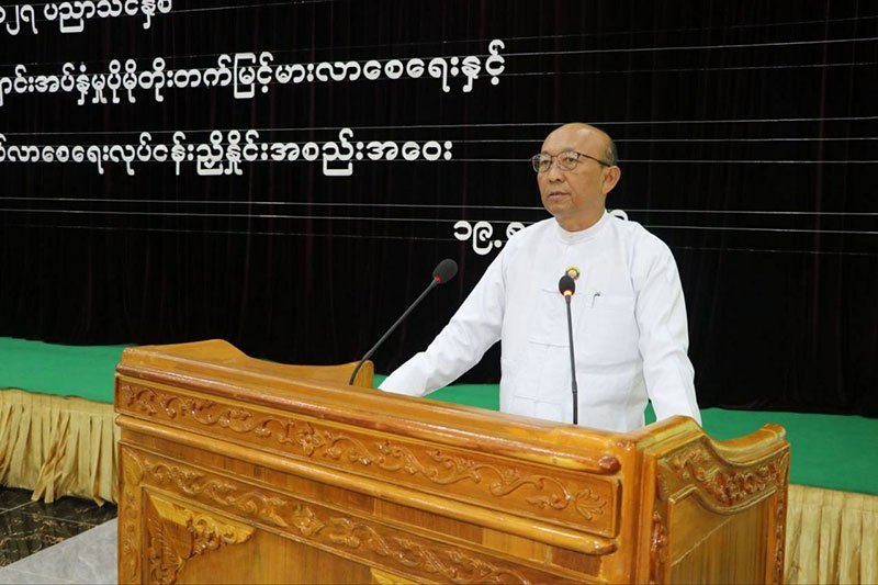 စစ်ကိုင်းတိုင်းဒေသကြီး ဝန်ကြီးချုပ် ဦးကိုလေး စစ်ကိုင်းခရိုင်အတွင်း ၂၀၂၆ -၂၀၂၇ ပညာ သင်နှစ်၊ ကျောင်းနေအရွယ်ကလေးတိုင်း ကျောင်းအုပ်နှံမှု ပိုမိုတိုးတက်မြင့်မားလာစေရေး နှင့်တန်းစဉ်ကူးပြောင်းမှု ပိုမိုတိုးတက်လာစေရေး လုပ်ငန်းညှိနှိုင်းအစည်းအဝေး တက်ရောက်